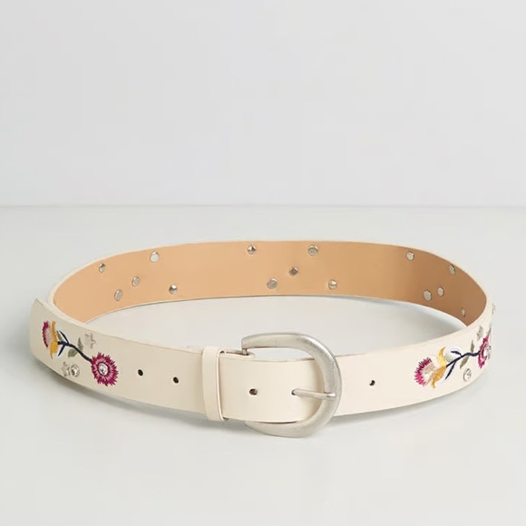 Princess Highway Accessories - NWT Floral Whimsy Princess Highway Cream Embroidered Belt